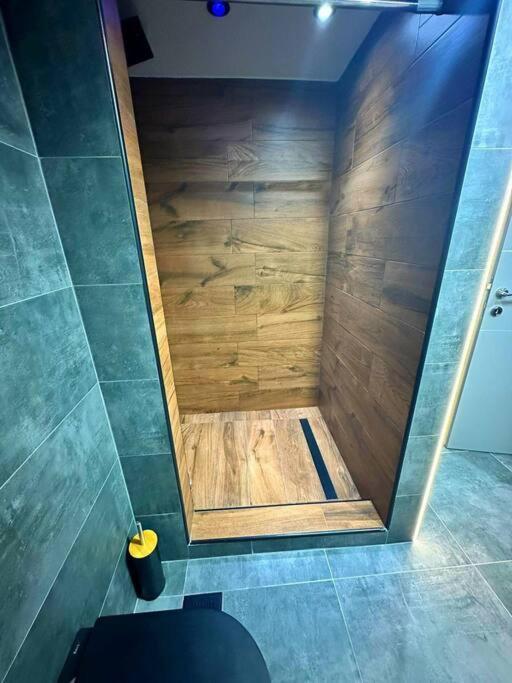 Sevi House Suite Tesalonika Bagian luar foto