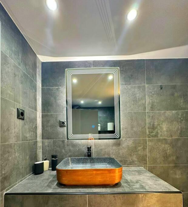 Sevi House Suite Tesalonika Bagian luar foto